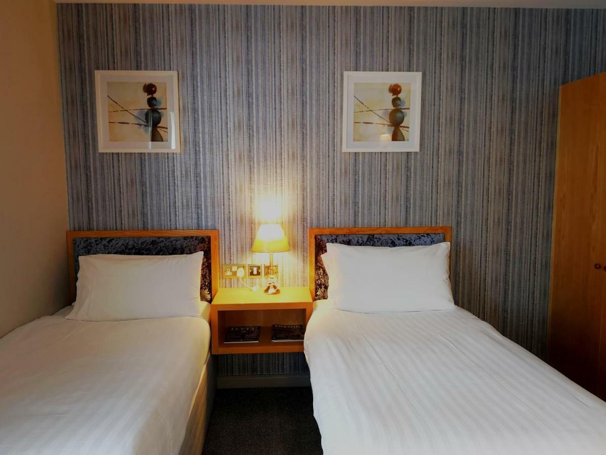 Mellon Country Inn Hotel Omagh Bagian luar foto